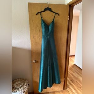 Alfred Sung V Neck Full Skirt Satin Maxi Dress with pockets in Emerald Green.